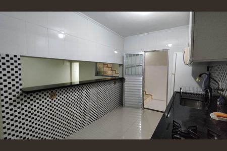 Cozinha de casa para alugar com 1 quarto, 60m² em Parque Atlântica, Ferraz de Vasconcelos