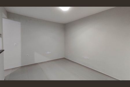 Quarto / Sala de casa para alugar com 1 quarto, 60m² em Parque Atlântica, Ferraz de Vasconcelos