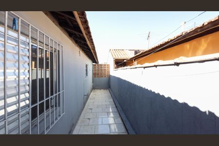Varanda de casa à venda com 3 quartos, 168m² em Cidade das Flores, Osasco