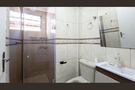 Casa à venda com 168m², 3 quartos e 2 vagasBanheiro