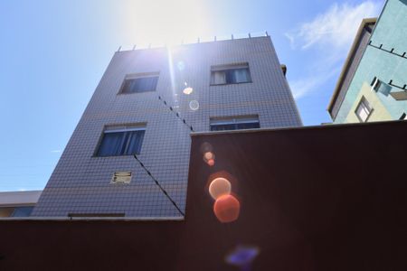 Apartamento para alugar com 120m², 3 quartos e 2 vagasFachada