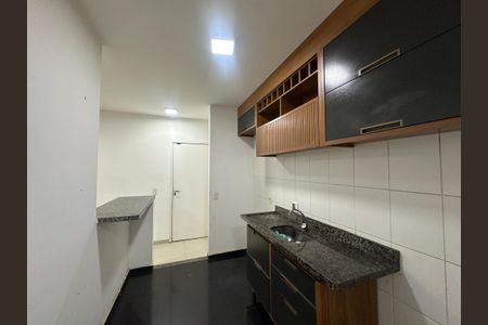 Apartamento para alugar com 72m², 2 quartos e 1 vagaCozinha