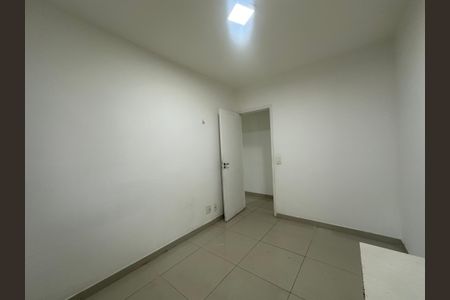 Apartamento para alugar com 72m², 2 quartos e 1 vagaQuarto