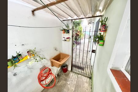 Casa à venda com 75m², 2 quartos e 1 vagaLavanderia