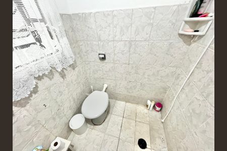 Casa à venda com 75m², 2 quartos e 1 vagaBanheiro da Suíte