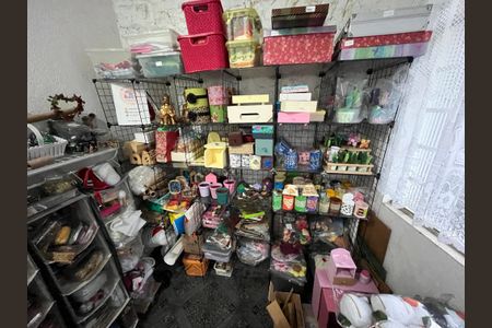 Casa à venda com 75m², 2 quartos e 1 vagaEdícula