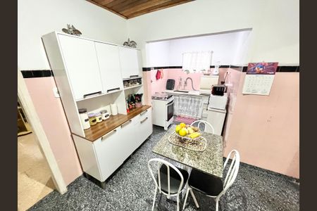 Casa à venda com 75m², 2 quartos e 1 vagaCozinha