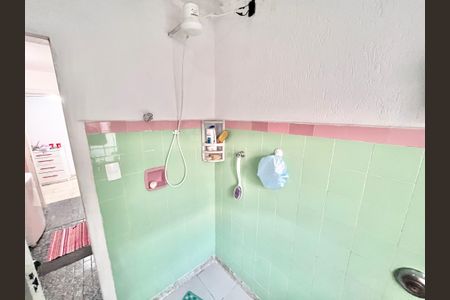 Casa à venda com 75m², 2 quartos e 1 vagaBanheiro de serviço