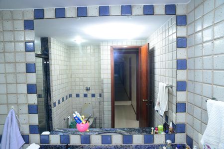 Casa de condomínio à venda com 432m², 4 quartos e 3 vagasBanheiro Suíte