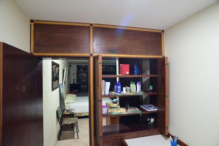 Casa de condomínio à venda com 432m², 4 quartos e 3 vagasQuarto 2