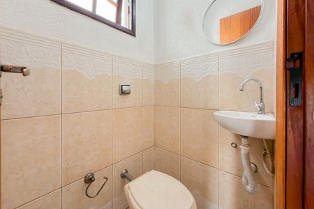 Casa para alugar com 200m², 4 quartos e 4 vagasLavabo