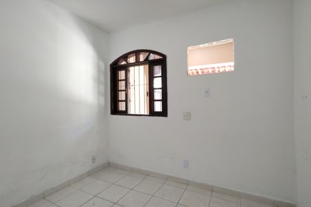 Casa de condomínio à venda com 180m², 3 quartos e 2 vagas Casa de condomínio à venda com 180m², 3 quartos e 2 vagasQuarto 1