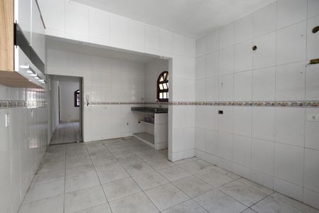 Casa de condomínio à venda com 180m², 3 quartos e 2 vagas Casa de condomínio à venda com 180m², 3 quartos e 2 vagasCozinha