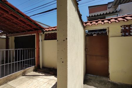 Casa de condomínio à venda com 180m², 3 quartos e 2 vagas Casa de condomínio à venda com 180m², 3 quartos e 2 vagasQuintal