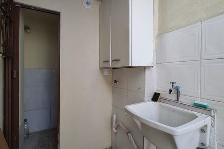Casa de condomínio à venda com 180m², 3 quartos e 2 vagas Casa de condomínio à venda com 180m², 3 quartos e 2 vagasÁrea de Serviço