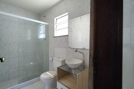 Casa de condomínio à venda com 180m², 3 quartos e 2 vagas Casa de condomínio à venda com 180m², 3 quartos e 2 vagasBnahieo da Suíte