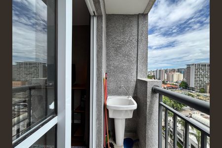 Apartamento para alugar com 27m², 1 quarto e sem vagaVaranda