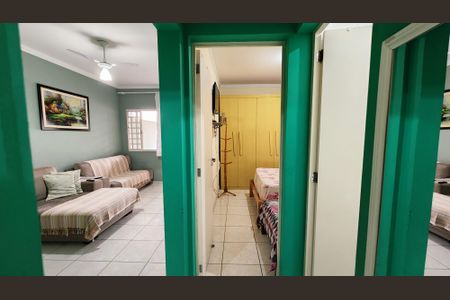 Casa de condomínio à venda com 54m², 2 quartos e 2 vagasCorredor