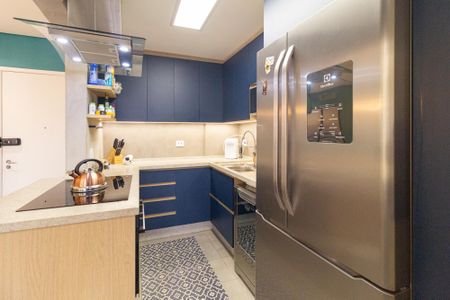 Apartamento à venda com 57m², 2 quartos e 2 vagas Apartamento à venda com 57m², 2 quartos e 2 vagasCozinha