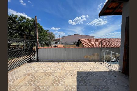 Casa à venda com 130m², 3 quartos e 2 vagasVaranda
