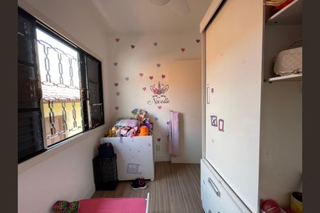 Casa à venda com 130m², 3 quartos e 2 vagasQuarto 2