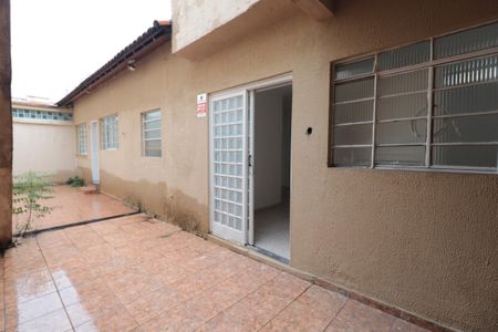 Casa para alugar com 175m², 2 quartos e 3 vagasQuintal