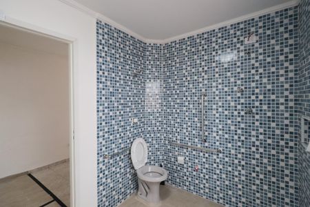 Banheiro de casa para alugar com 2 quartos, 175m² em Vila Matilde, São Paulo