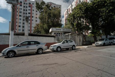 Apartamento à venda com 50m², 2 quartos e 1 vaga Apartamento à venda com 50m², 2 quartos e 1 vagaFachada