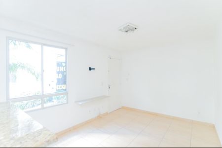 Sala de apartamento à venda com 2 quartos, 42m² em Vila Alzira, Guarulhos