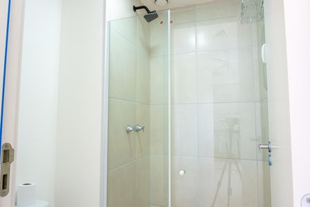 Banheiro de apartamento para alugar com 1 quarto, 33m² em Riachuelo, Rio de Janeiro