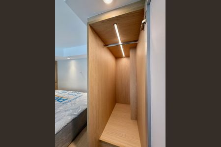 Studio à venda com 28m², 1 quarto e sem vaga Studio à venda com 28m², 1 quarto e sem vagaQuarto