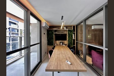 Studio à venda com 28m², 1 quarto e sem vaga Studio à venda com 28m², 1 quarto e sem vagaCoworking