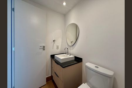 Studio à venda com 28m², 1 quarto e sem vaga Studio à venda com 28m², 1 quarto e sem vagaBanheiro
