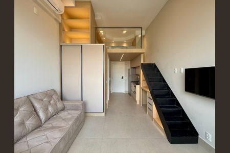 Studio à venda com 28m², 1 quarto e sem vaga Studio à venda com 28m², 1 quarto e sem vagaSala