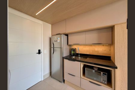 Studio à venda com 28m², 1 quarto e sem vaga Studio à venda com 28m², 1 quarto e sem vagaCozinha