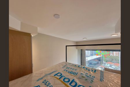 Studio à venda com 28m², 1 quarto e sem vaga Studio à venda com 28m², 1 quarto e sem vagaQuarto