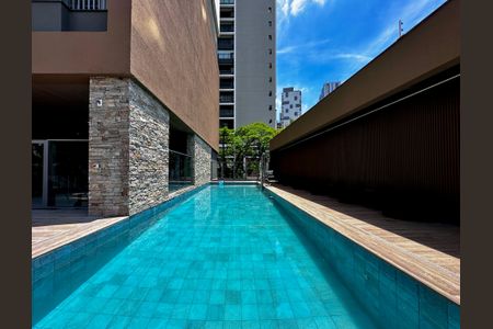 Studio à venda com 28m², 1 quarto e sem vaga Studio à venda com 28m², 1 quarto e sem vagaPiscina