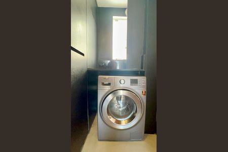 Apartamento à venda com 117m², 2 quartos e 1 vagaÁrea de Serviço