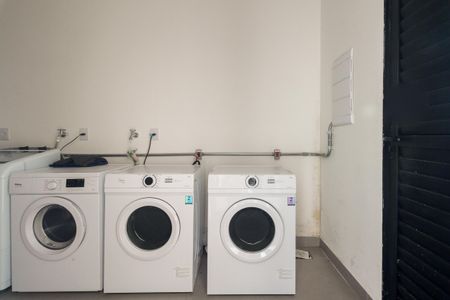 Studio para alugar com 24m², 1 quarto e sem vaga Studio para alugar com 24m², 1 quarto e sem vagaCondomínio - Lavanderia