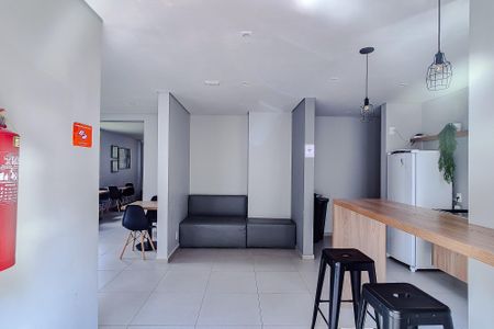 Apartamento à venda com 42m², 2 quartos e sem vagaÁrea comum