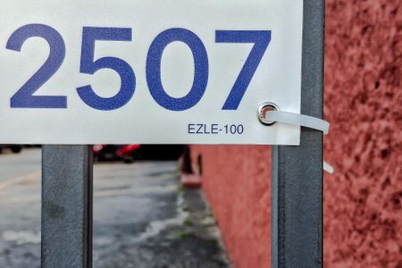 Apartamento para alugar com 59m², 2 quartos e 1 vagaEZLE-100