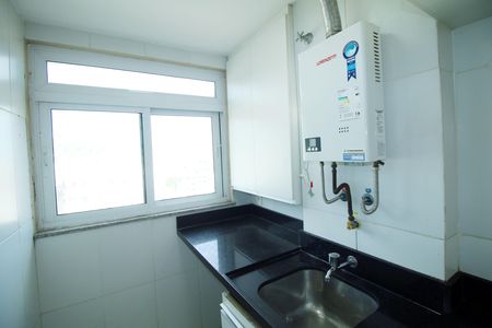 Apartamento à venda com 65m², 3 quartos e 1 vagaÁrea de Serviço