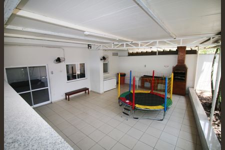 Apartamento à venda com 65m², 3 quartos e 1 vagaÁrea comum - Salão de festas