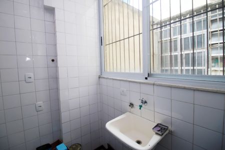 Apartamento para alugar com 65m², 2 quartos e sem vagaÁrea de Serviço