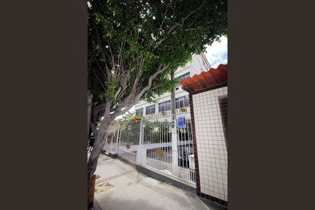 Apartamento para alugar com 65m², 2 quartos e sem vagaFachada 