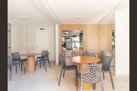 Apartamento para alugar com 32m², 1 quarto e sem vagaÁrea comum - Salão de festas