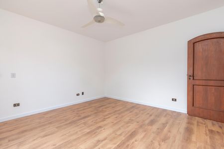 Casa para alugar com 393m², 4 quartos e 2 vagasSuíte 1