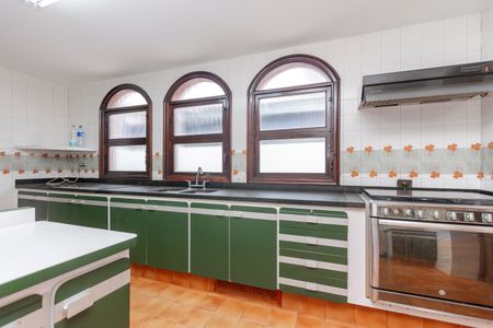 Casa para alugar com 393m², 4 quartos e 2 vagasCozinha