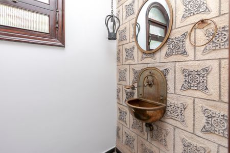 Casa para alugar com 393m², 4 quartos e 2 vagasLavabo