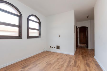 Casa para alugar com 393m², 4 quartos e 2 vagasHall dos Quartos